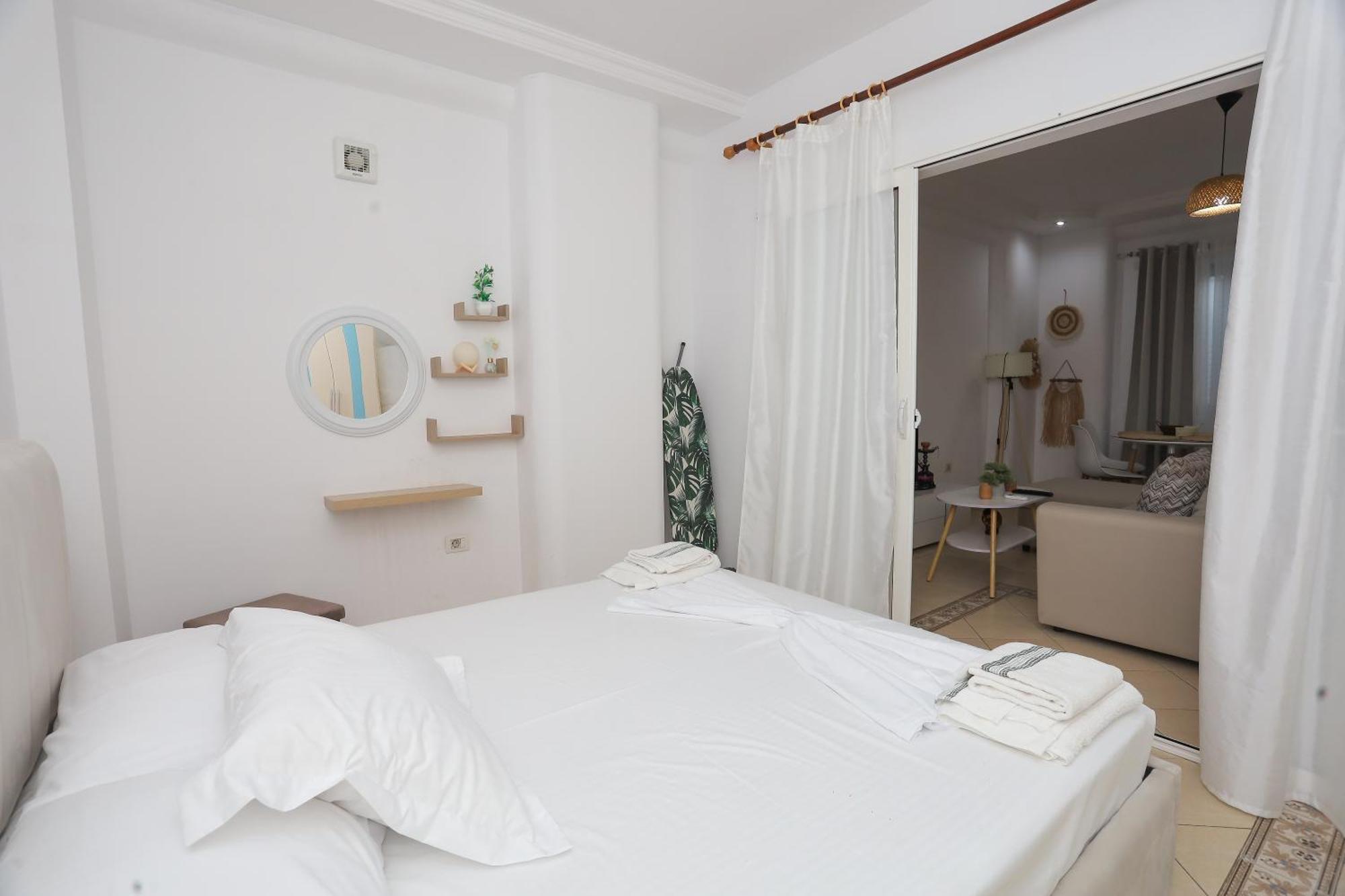 New Bazar Selvia Apartment Tiranë Eksteriør bilde